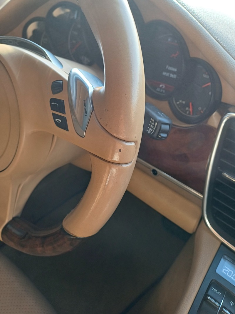 Used 2012 Porsche Panamera for sale in Abu Dhabi