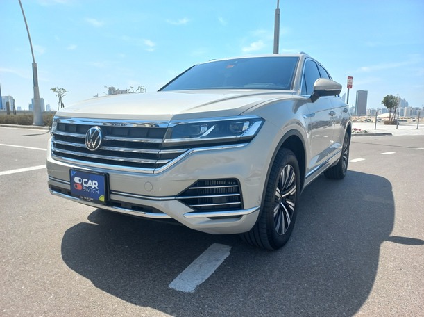 UAE Road Test Review Of The New Volkswagen Touareg R