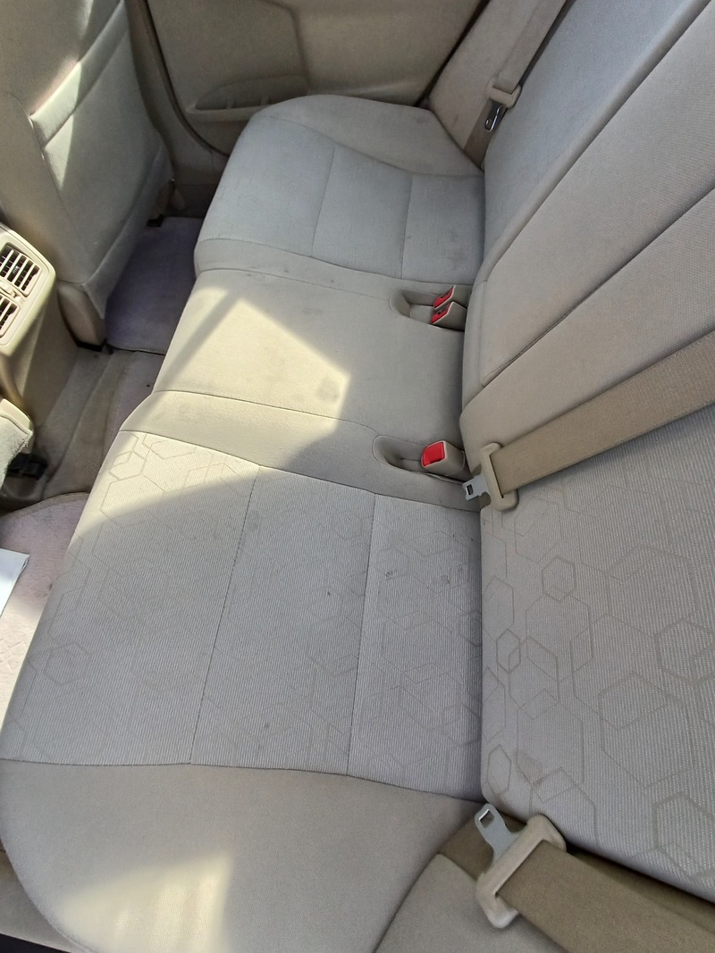 Used 2015 Toyota Camry for sale in Abu Dhabi