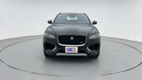 مستعمله 2018 جاكوار F-Pace للبيع فى دبي