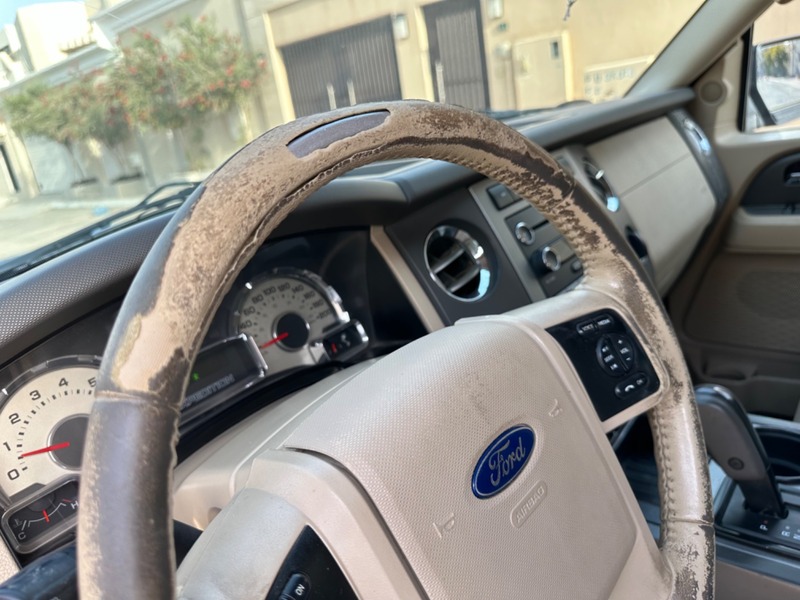 Used 2013 Ford Expedition for sale in Riyadh