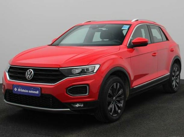 Used 2021 Volkswagen T-Roc for sale in Dubai