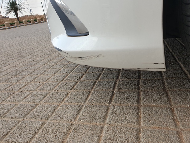 Used 2019 Lexus ES250 for sale in Riyadh