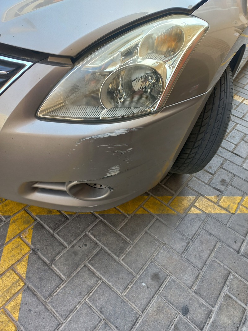 Used 2012 Nissan Altima for sale in Dubai