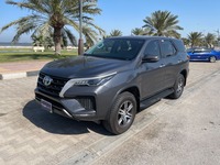 Used 2022 Toyota Fortuner for sale in Dammam