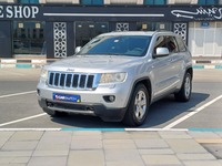 Used 2011 Jeep Grand Cherokee for sale in Abu Dhabi