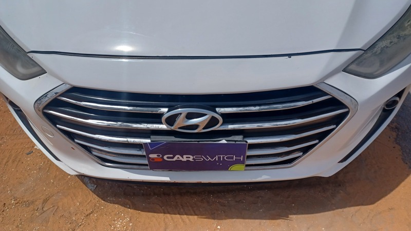 Used 2018 Hyundai Elantra for sale in Riyadh