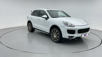 Used 2016 Porsche Cayenne for sale in Dubai