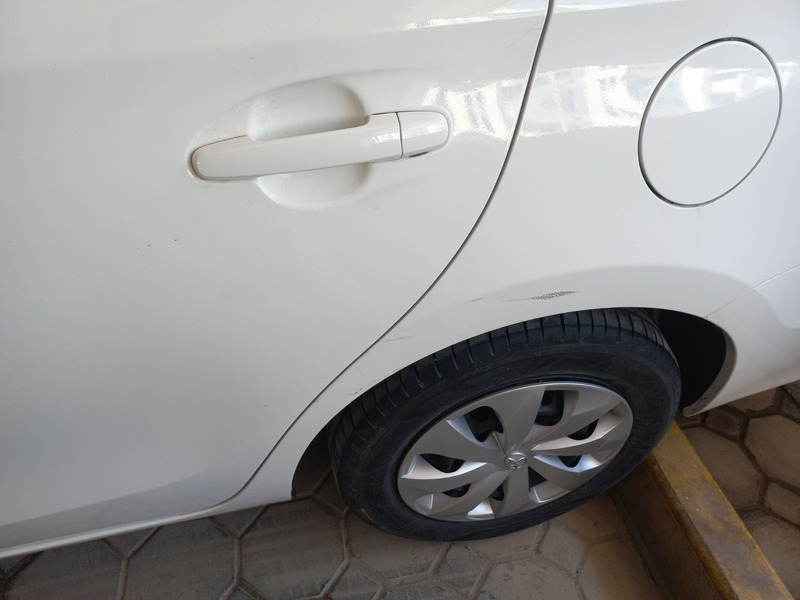 Used 2016 Toyota Yaris for sale in Dubai