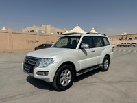 Used 2017 Mitsubishi Pajero for sale in Riyadh