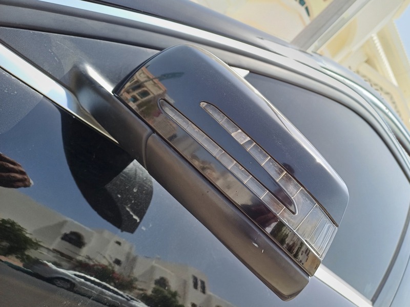 Used 2012 Mercedes C300 for sale in Abu Dhabi