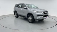 Used 2019 Toyota Fortuner for sale in Dubai