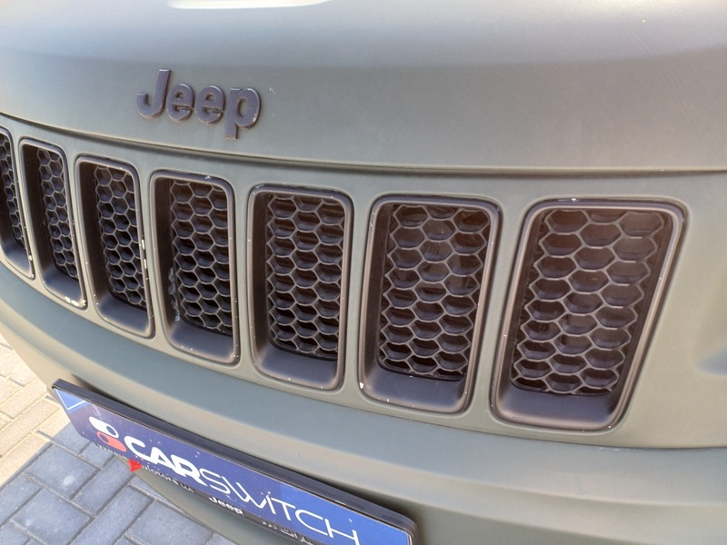 Used 2015 Jeep Grand Cherokee for sale in Abu Dhabi