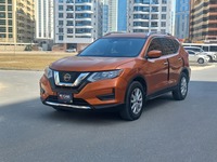 Used 2019 Nissan Rogue for sale in Dubai