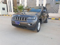 Used 2017 Jeep Grand Cherokee for sale in Riyadh