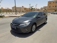 Used 2016 Toyota Camry for sale in Riyadh