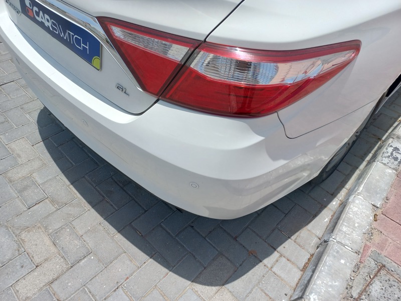 Used 2017 Toyota Camry for sale in Dubai