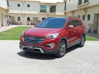 Used 2015 Hyundai Grand Santa Fe for sale in Dubai