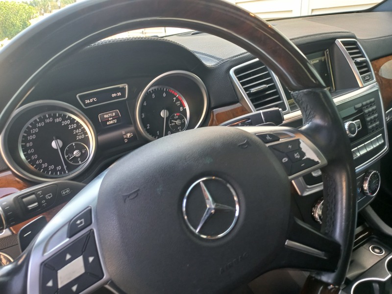 Used 2016 Mercedes GLS500 for sale in Dubai