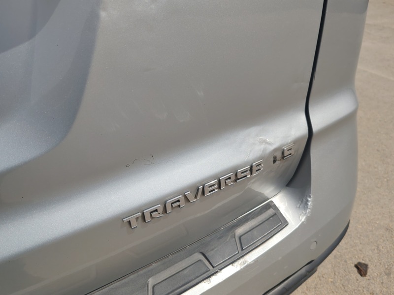 Used 2016 Chevrolet Traverse for sale in Riyadh