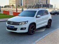 Used 2016 Volkswagen Tiguan for sale in Dubai