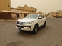 Used 2019 Toyota Fortuner for sale in Jeddah