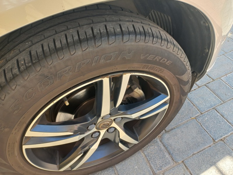 مستعمله 2018 فولفو XC60 للبيع فى دبي