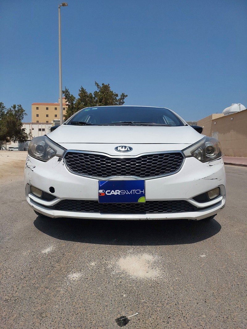 Used 2015 Kia Cerato for sale in Jeddah