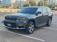 Used 2022 Jeep Grand Cherokee for sale in Abu Dhabi