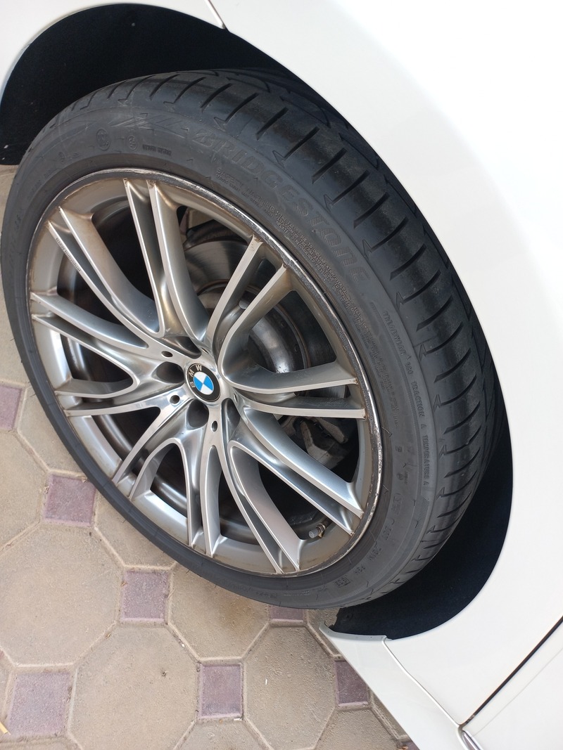 Used 2019 BMW 730 for sale in Dubai