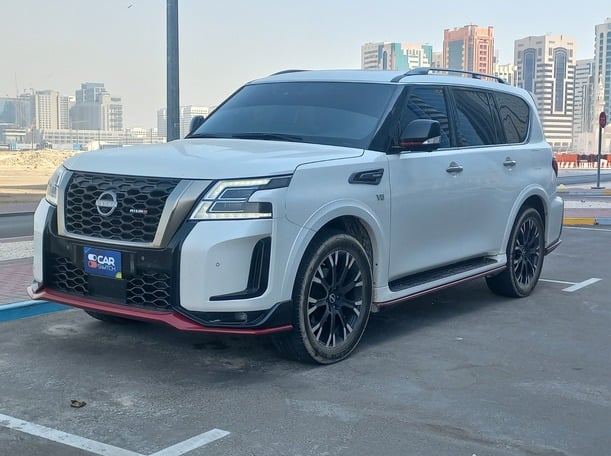 Used 2022 Nissan Patrol for sale in Abu Dhabi