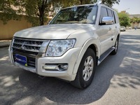 Used 2016 Mitsubishi Pajero for sale in Riyadh