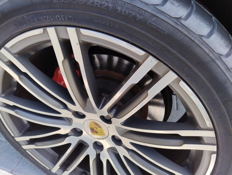 Used 2015 Porsche Cayenne Turbo for sale in Dubai