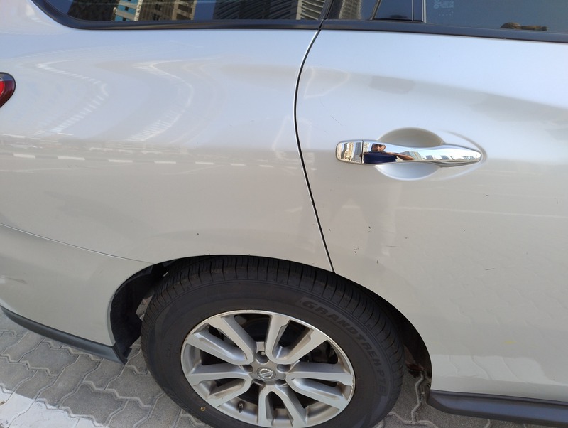 Used 2015 Nissan Pathfinder for sale in Sharjah