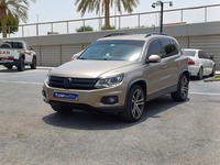 Used 2013 Volkswagen Tiguan for sale in Abu Dhabi