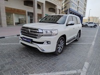 Used 2017 Toyota Land Cruiser for sale in Sharjah