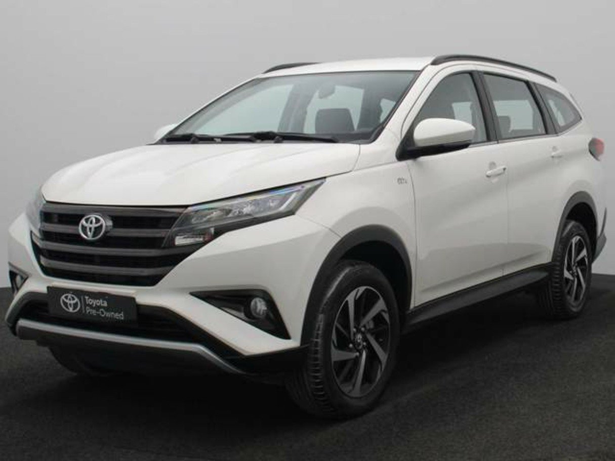 Used 2023 Toyota Rush for sale in Dubai