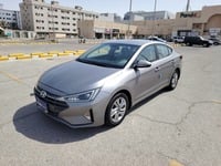 Used 2019 Hyundai Elantra for sale in Dammam