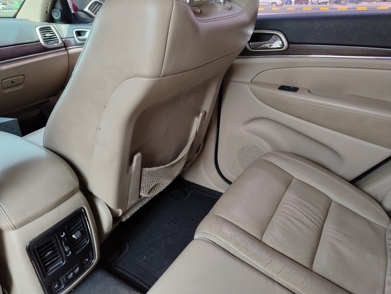 Used 2014 Jeep Grand Cherokee for sale in Sharjah