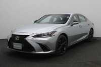 Used 2022 Lexus ES350 for sale in Dubai