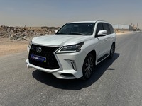 Used 2016 Lexus LX570 for sale in Riyadh