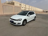 Used 2015 Volkswagen Golf for sale in Riyadh