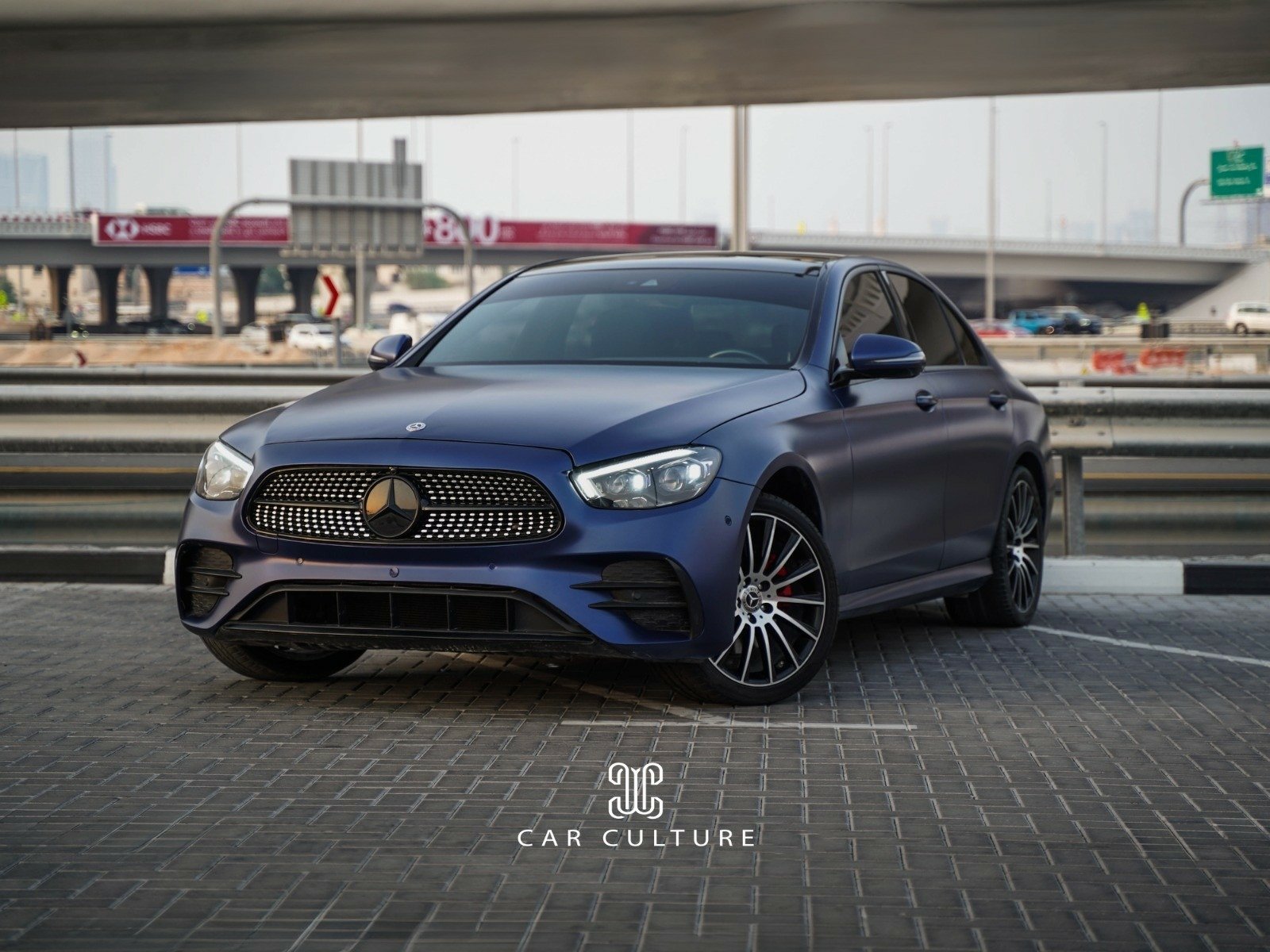 مرسيدس E300