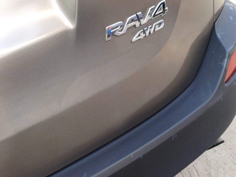 Used 2013 Toyota RAV 4 for sale in Abu Dhabi