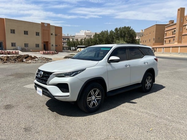 Used 2023 Toyota Fortuner for sale in Jeddah