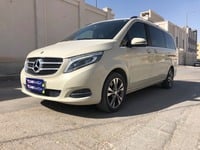 Used 2017 Mercedes V250 for sale in Riyadh