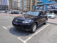 Used 2012 Volkswagen Touareg for sale in Dubai