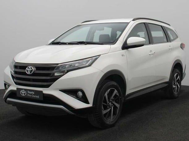 Used 2023 Toyota Rush for sale in Dubai