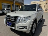 Used 2020 Mitsubishi Pajero for sale in Riyadh