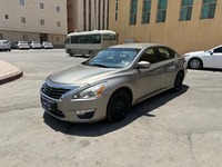 Used 2014 Nissan Altima for sale in Riyadh